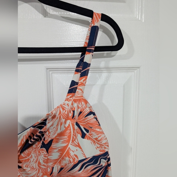 Tropical Escape Women's Plus One - Piece Swimsuit Palm Trees Size 22W - Picture 4 of 16